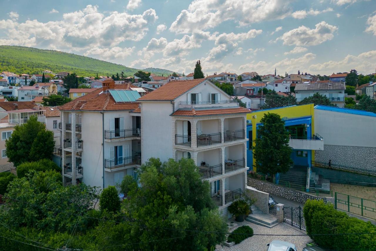 Apartments Lonzor I Selce Exterior photo