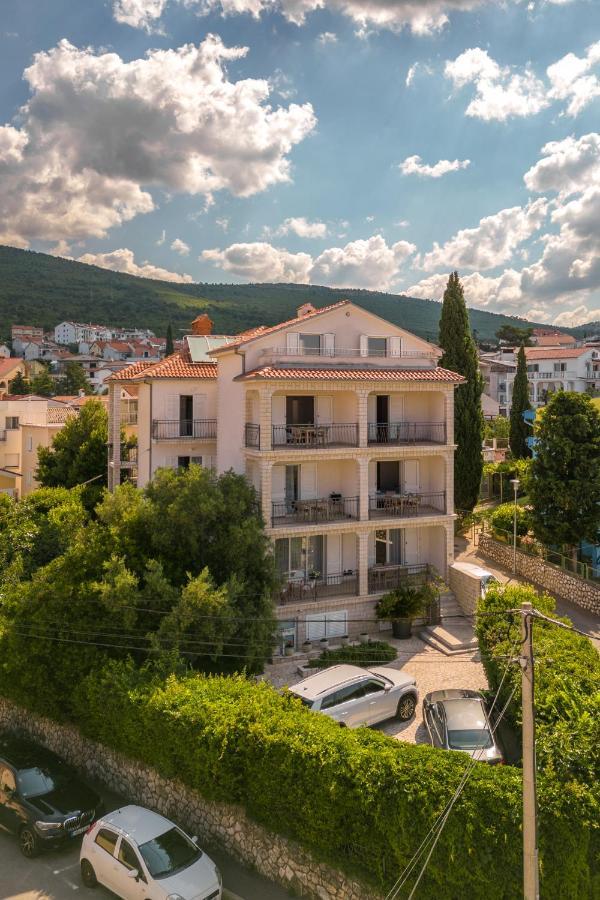 Apartments Lonzor I Selce Exterior photo